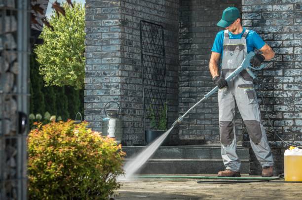 Best Rust Removal  in Grove City, FL